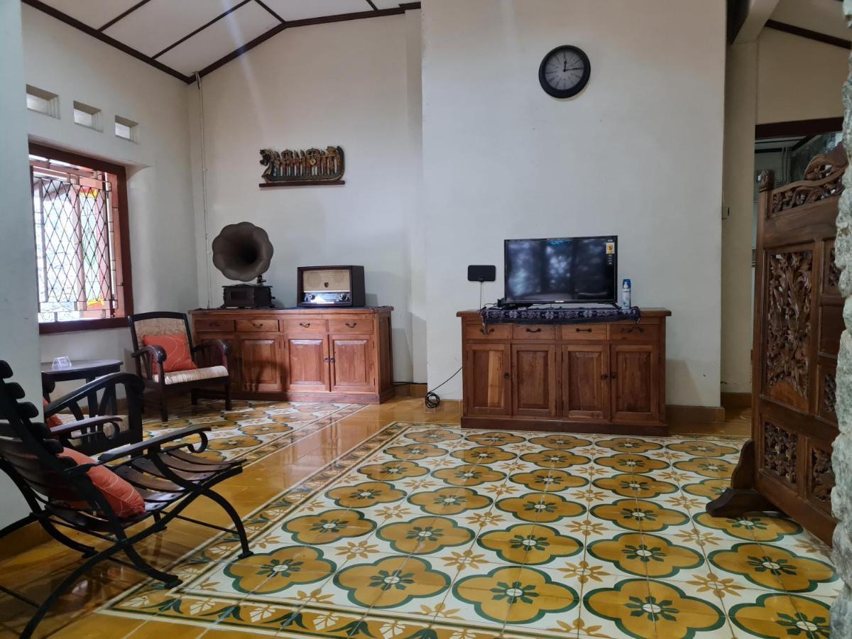 Omah Pitoe Yogya Homestay Джокьякарта Экстерьер фото
