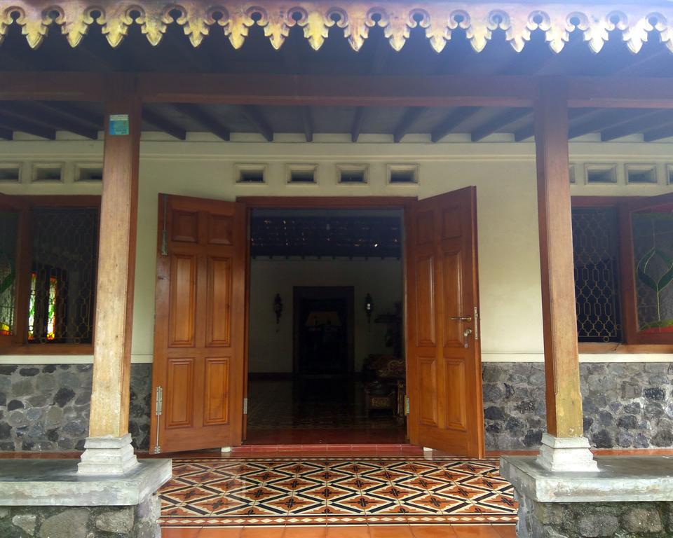 Omah Pitoe Yogya Homestay Джокьякарта Экстерьер фото