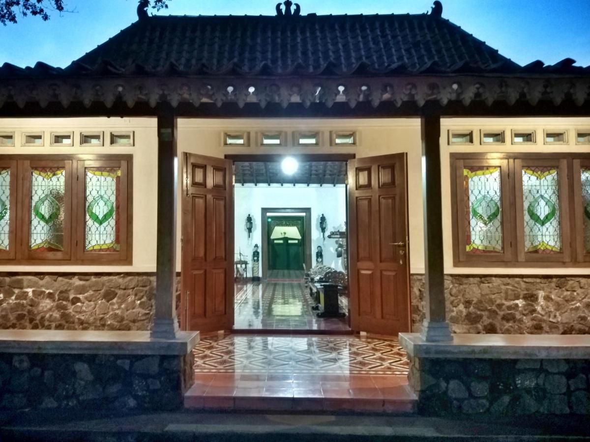 Omah Pitoe Yogya Homestay Джокьякарта Экстерьер фото